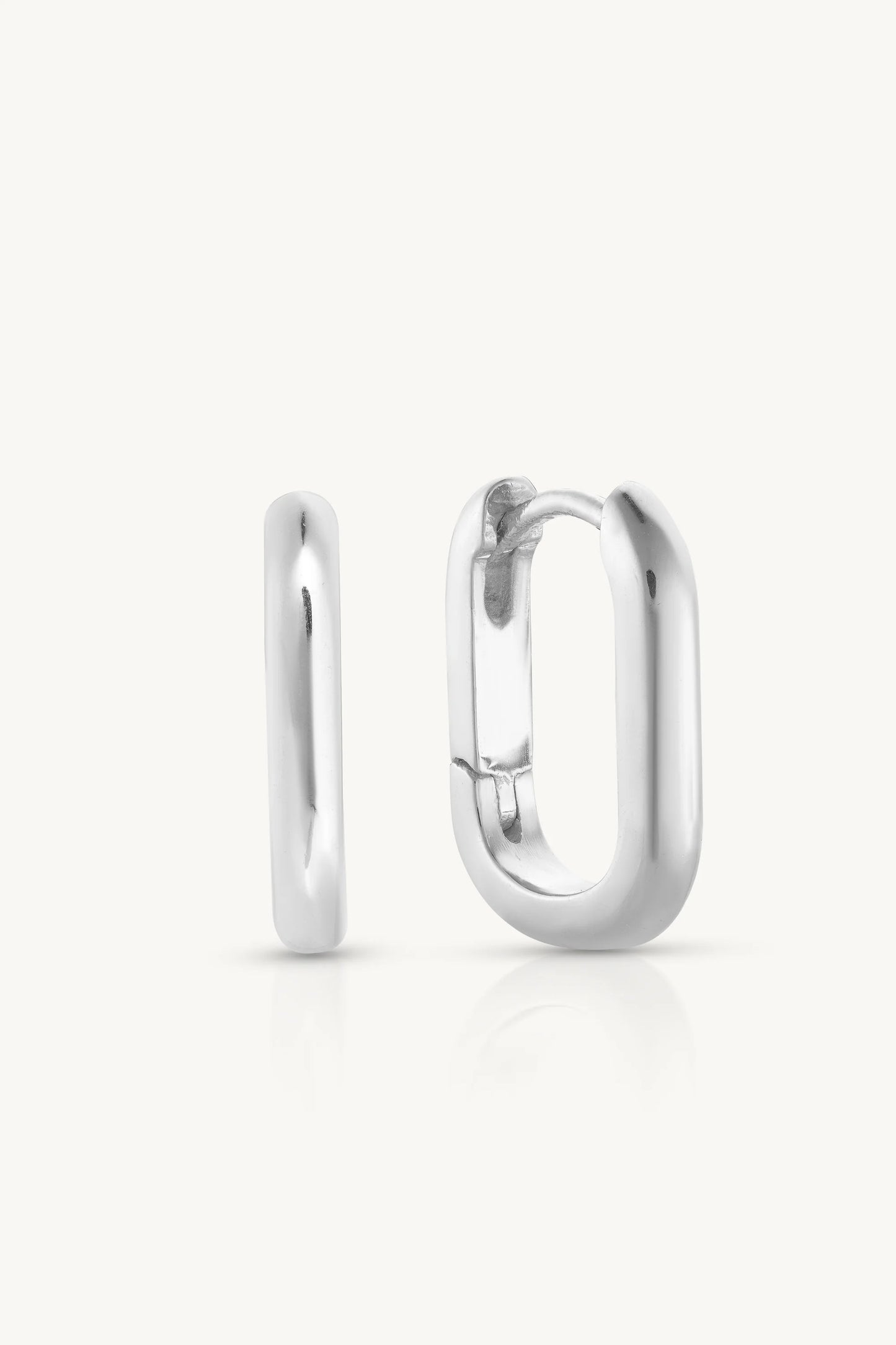 Paperclip Polished Silver Huggies - Medium