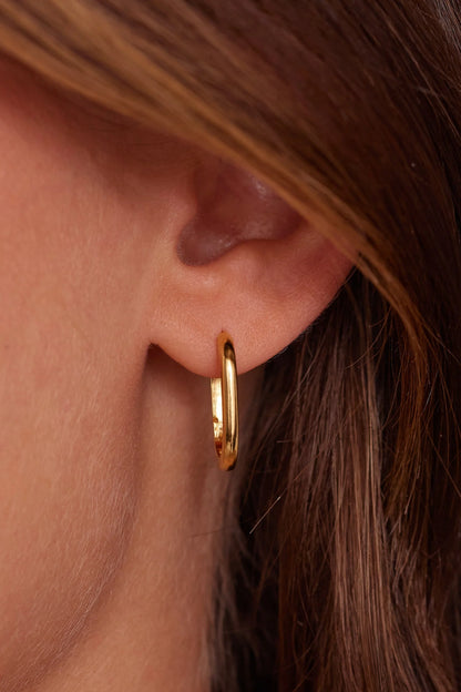 Paperclip Polished Gold Huggies - Large