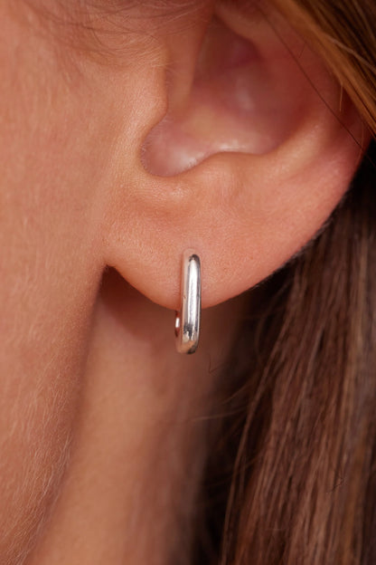 Paperclip Polished Silver Huggies - Small