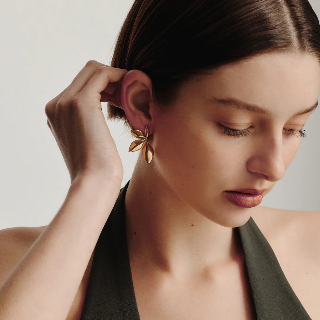 Flower Earrings - Gold