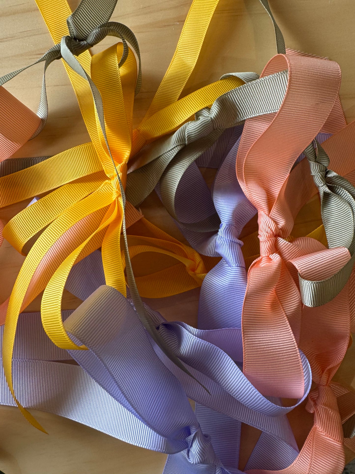 Pastel Bow Garland