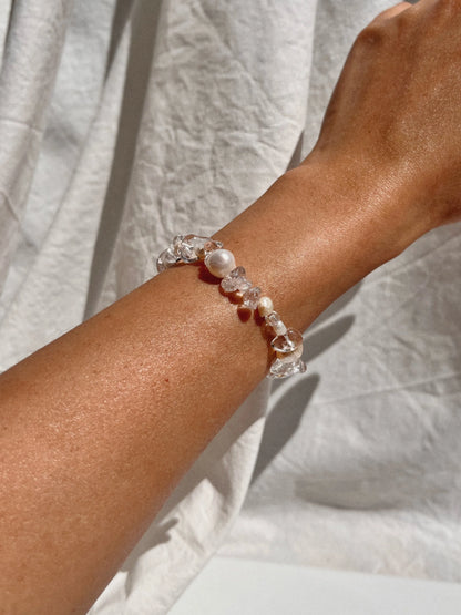 OASIS Pearl Bracelet